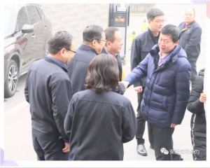 市政協(xié)副主席、住建局黨組書記、局長(zhǎng)侯津琪到益和熱力公司走訪慰問一線職工